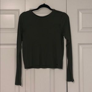 long sleeved dark green tee shirt